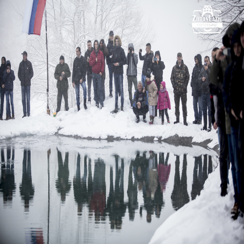 plivanje-za-casni-krst-okolsta-05