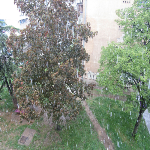 Snijeg-u-aprilu-u-Doboju-03