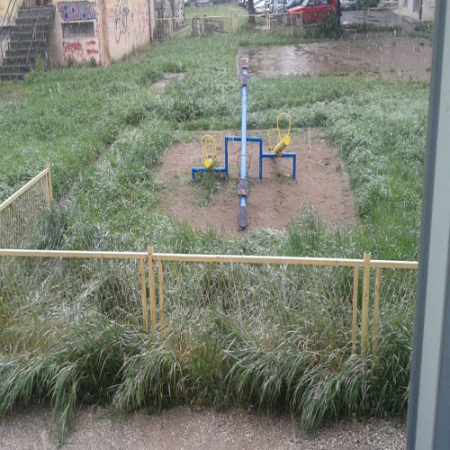 Snijeg-u-aprilu-u-Doboju-06