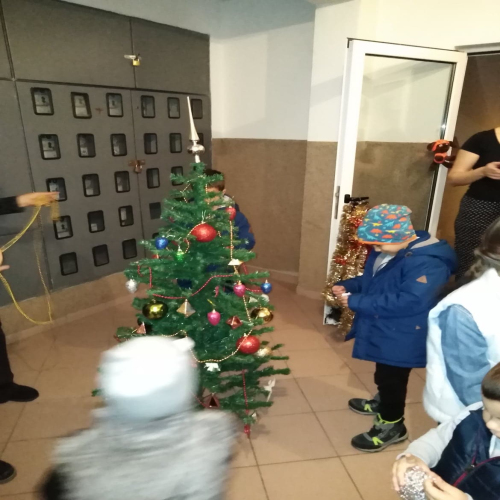 ukrasavanje-ulaza-dec-zgrada-01