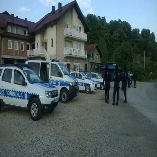 stanic-rijeka-policijska-prepreka-04