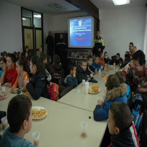 dan-otvorenih-varat-petrovo-policija-01