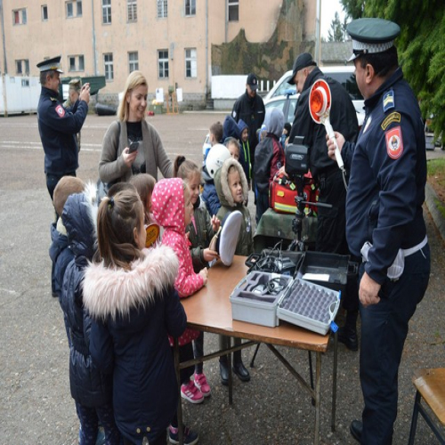 dan-otovrenih-vrata-pu-doboj-04