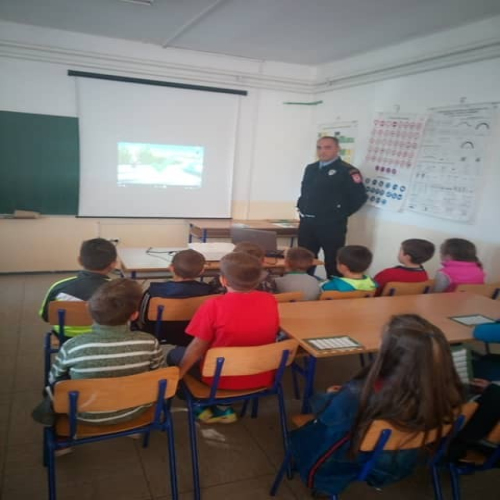 pu-doboj-ucenicima-03