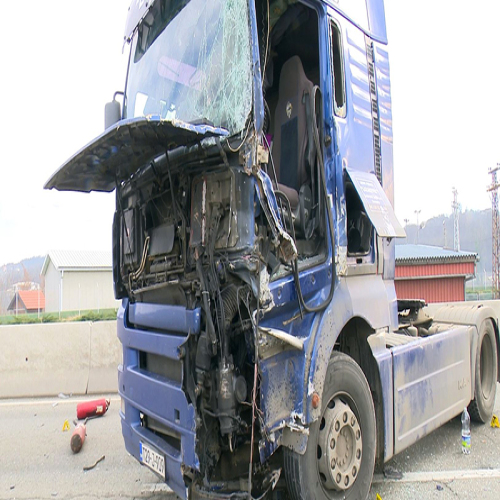 saobracajka-dva-kamiona-03