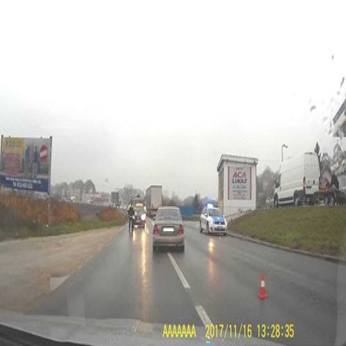 udes-ulaz-kod-crkve-02