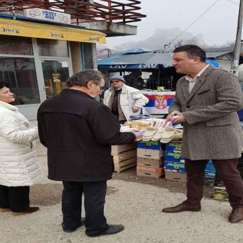 sainovic-sds-na-zelenoj-pijaci-02