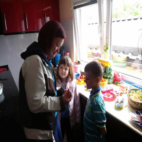 aktiv-zena-snsd-vaskrs-2016-01