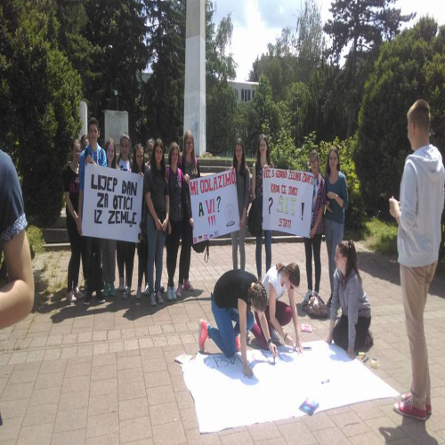 srednjokolci-5-godina-nisu-dobili-odgovor-04