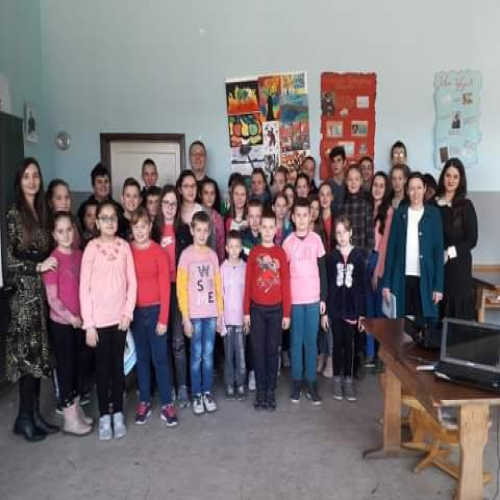 dan-ruzicastih-majica-02