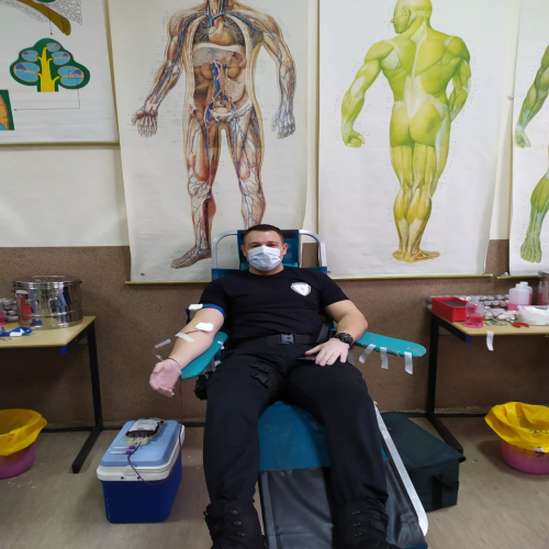 dobrovoljni-darivanje-krvi-policija-05