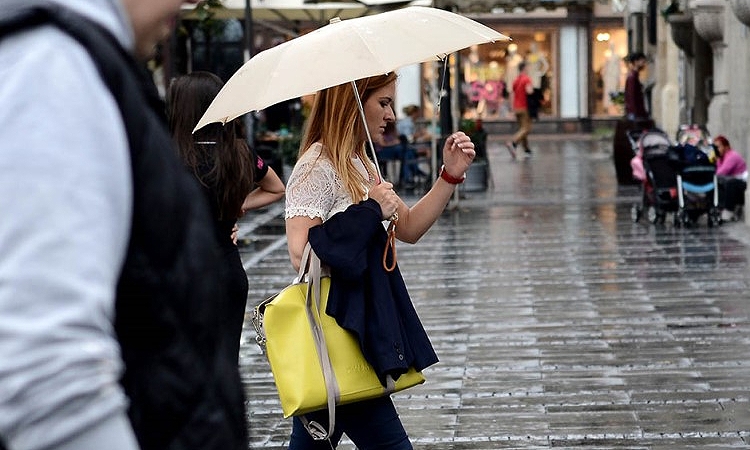 VRIJEME: Sutra prolazne padavine, nestabilno i narednih dan