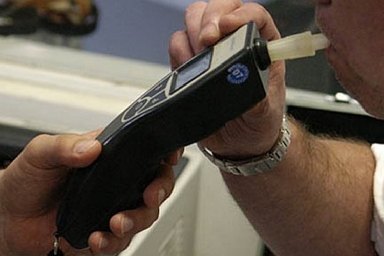 DOBOJ: Vozio sa 2,48 promila alkohola u krvi