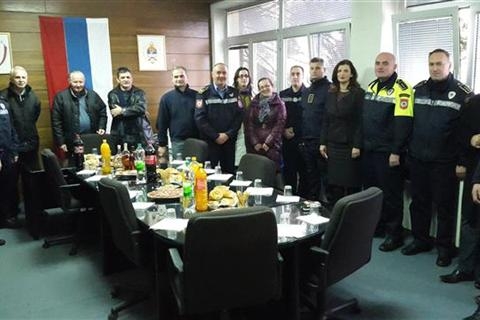 DOBOJ: Korektni odnosi sa novinarima