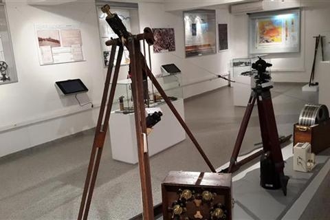 MUZEJ U DOBOJU: Postavka "Geodezija - zašto, kako, čime"