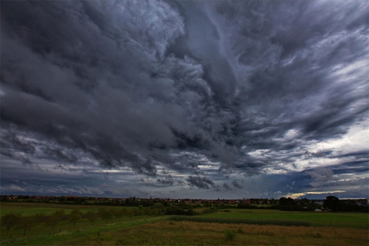VRIJEME: Danas oblačno i nešto svježije