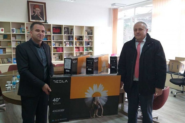 DOBOJ: Addiko banka podržava digitalizaciju obrazovanja