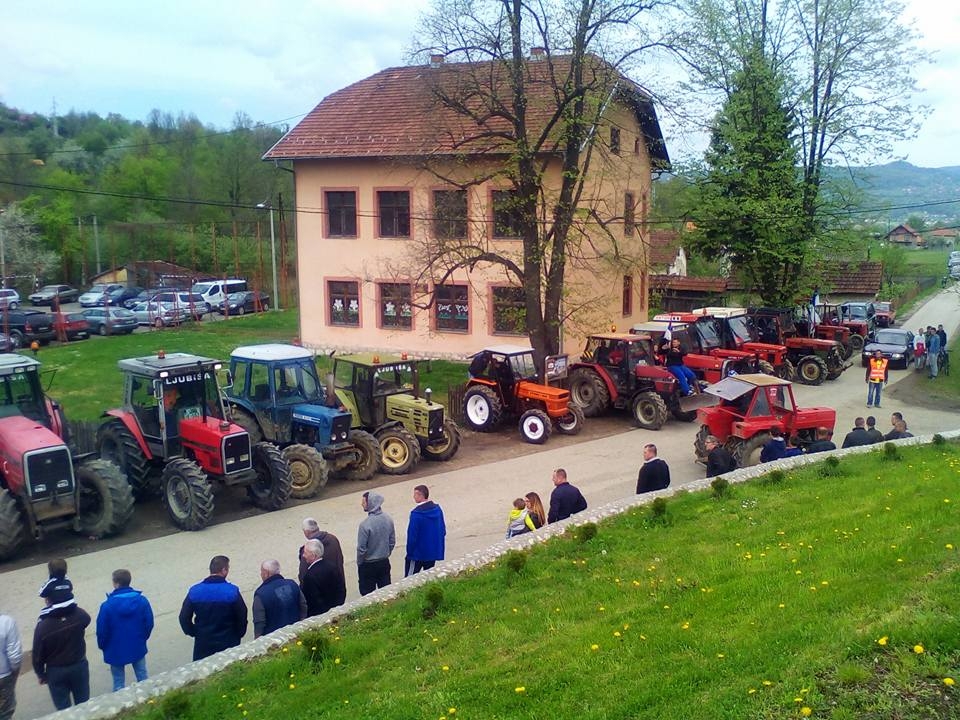 GRAĐANI PITAJU: Da li se sprema nova izborna krađa u Tekućici?!