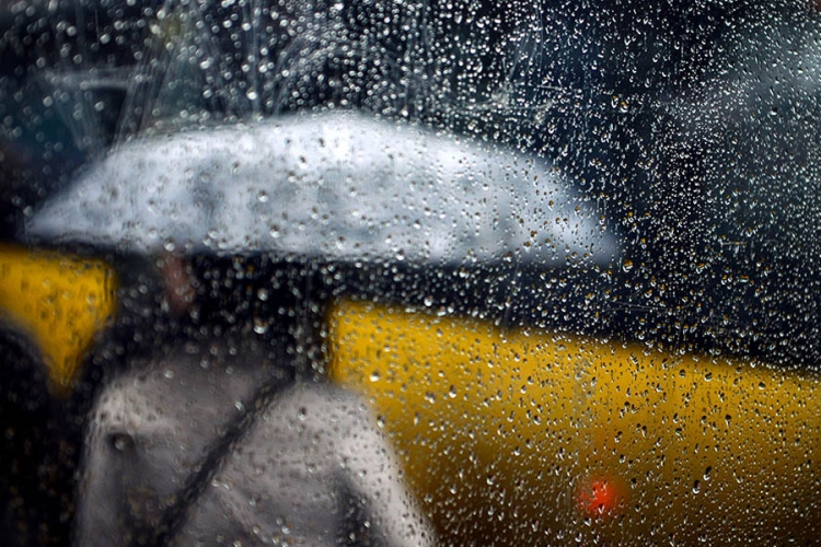 VRIJEME: Danas hladno uz kišu i snijeg