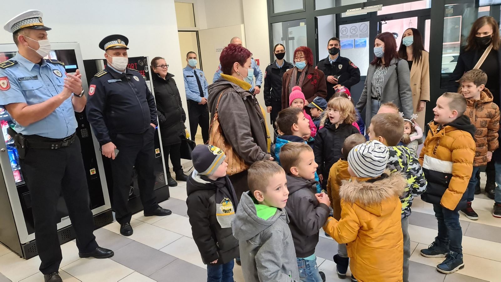 DOBOJ: Dan otvorenih vrata za mališane agencije za intelektualni razvoj