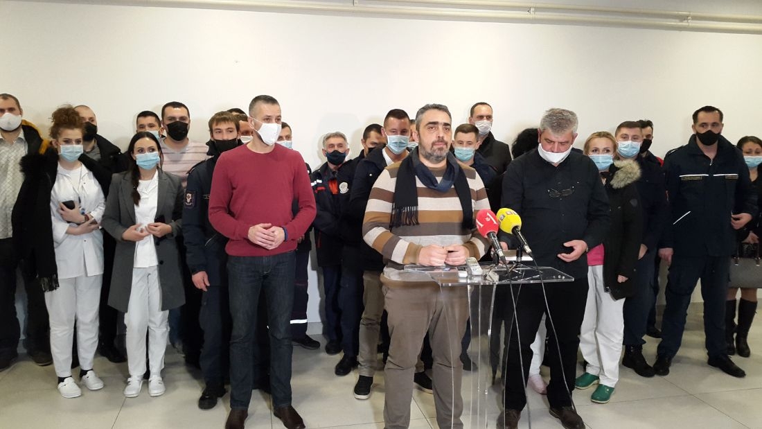 NOVE PRIJETNJE OBRENOVIH PODANIKA: CIK da donese odluku do januara, u suprotnom blokada puteva i institucija