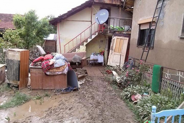 Za poplavljene stiglo svega 299,2 miliona evra