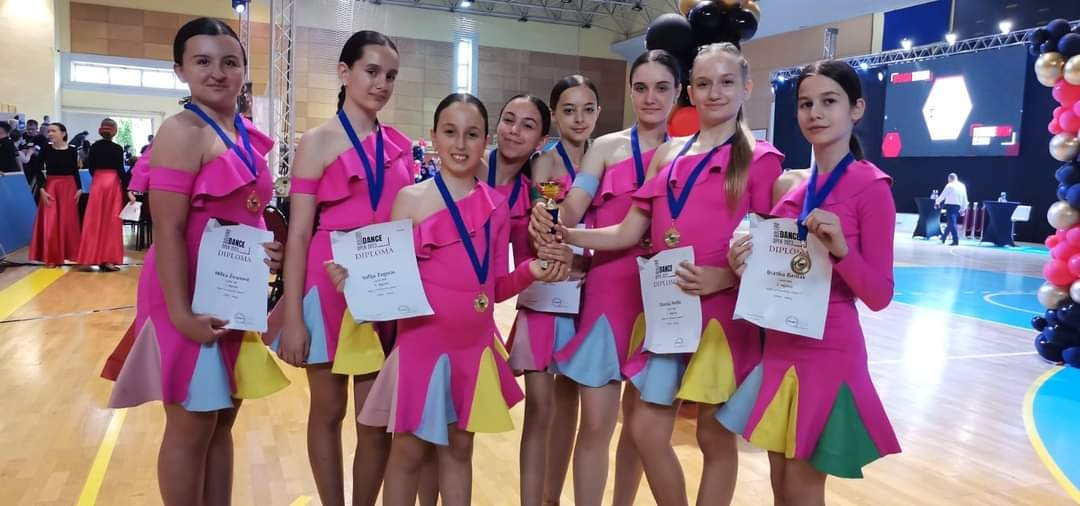 DOBOJ: Dominacija plesača iz Plesne škole "Stage" na državnom prvenstvu u Sarajevu