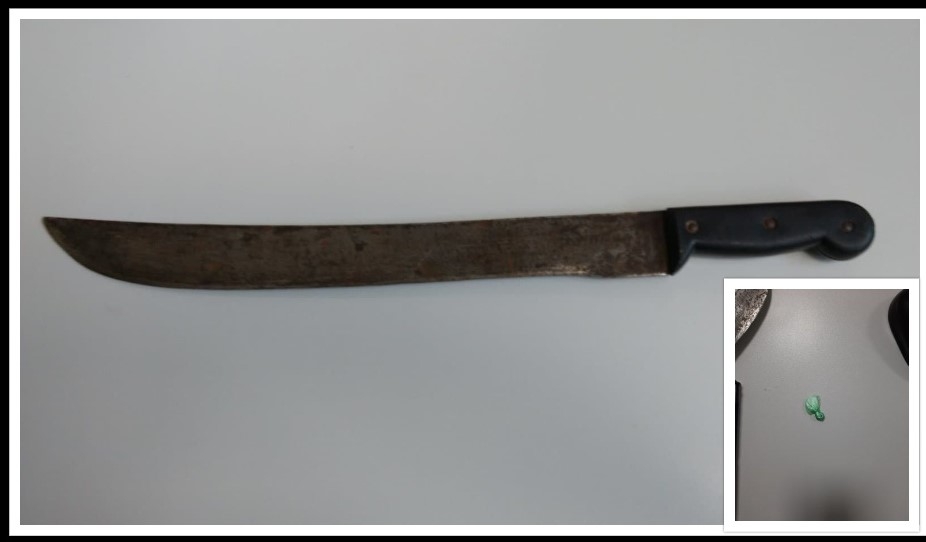 DOBOJ: Prekršio policijski čas a potom kod istog pronađena opojna droga i hladno oružje