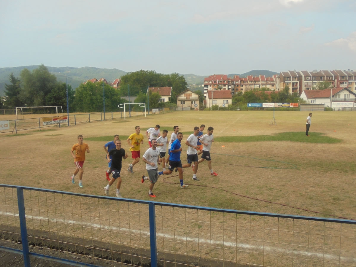 PRIPREME FUDBALERA ŽELJEZNIČARA Pakleni ritam na paklenoj vrućini
