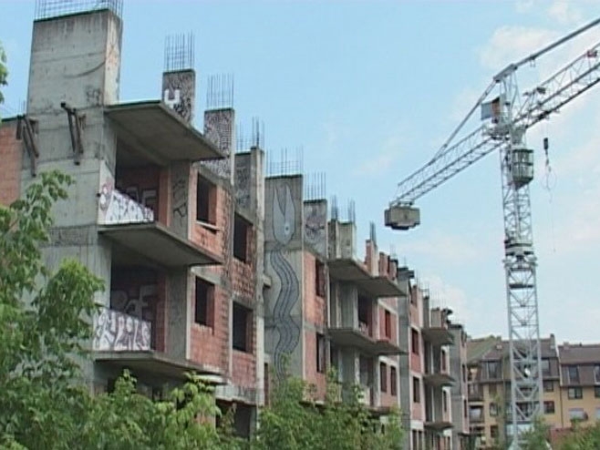 DOBOJ: Ima li kraja agoniji kupaca stanova u stambenom objektu Aleksandrija (VIDEO)