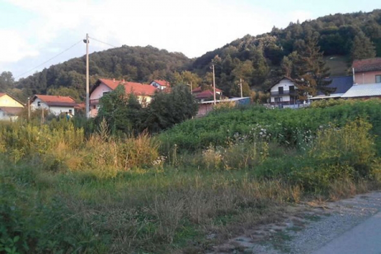 DOBOJ: Sudski spor zaustavio legalizaciju 400 objekata za raseljena lica