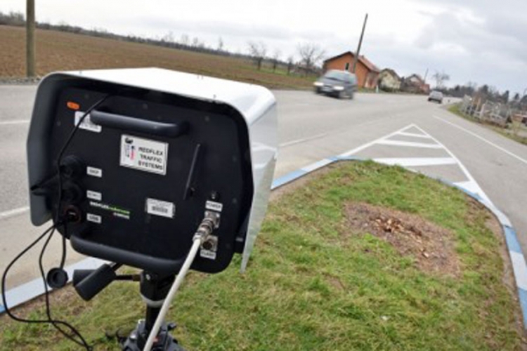 DOBOJ: Radar se nije gasio, za 15 dana skoro 10.000 saobraćajnih prekršaja