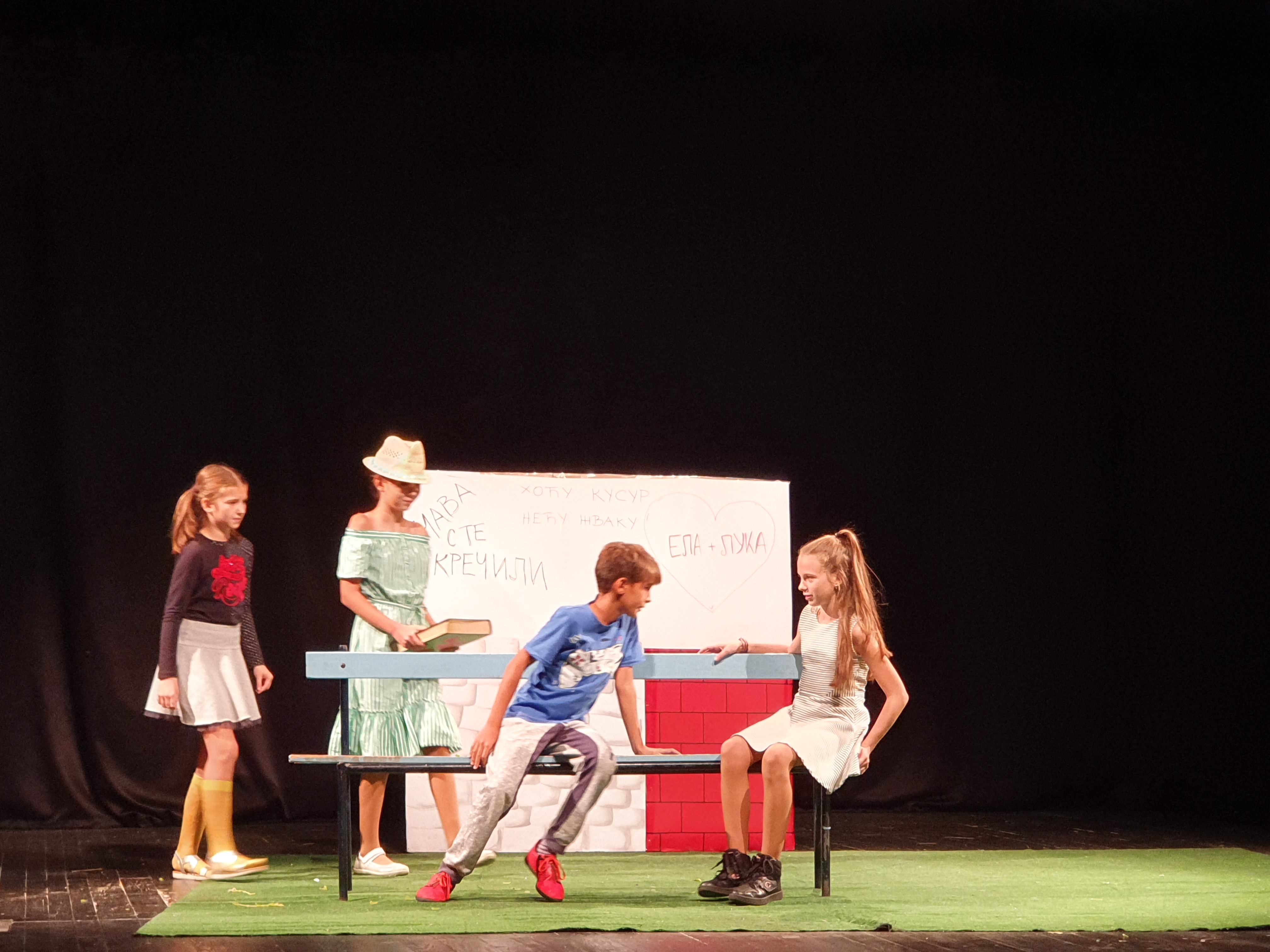 DOBOJ: Dječije “Pozorištance bez adrese” izvelo predstavu “Jače od čarolije”