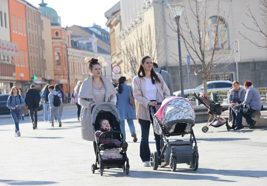 Ko preživi, pričaće: Pogledajte koliko smo se približili DEMOGRAFSKO-EKONOMSKOM KRAHU, a ovaj će period za nas biti prelomni