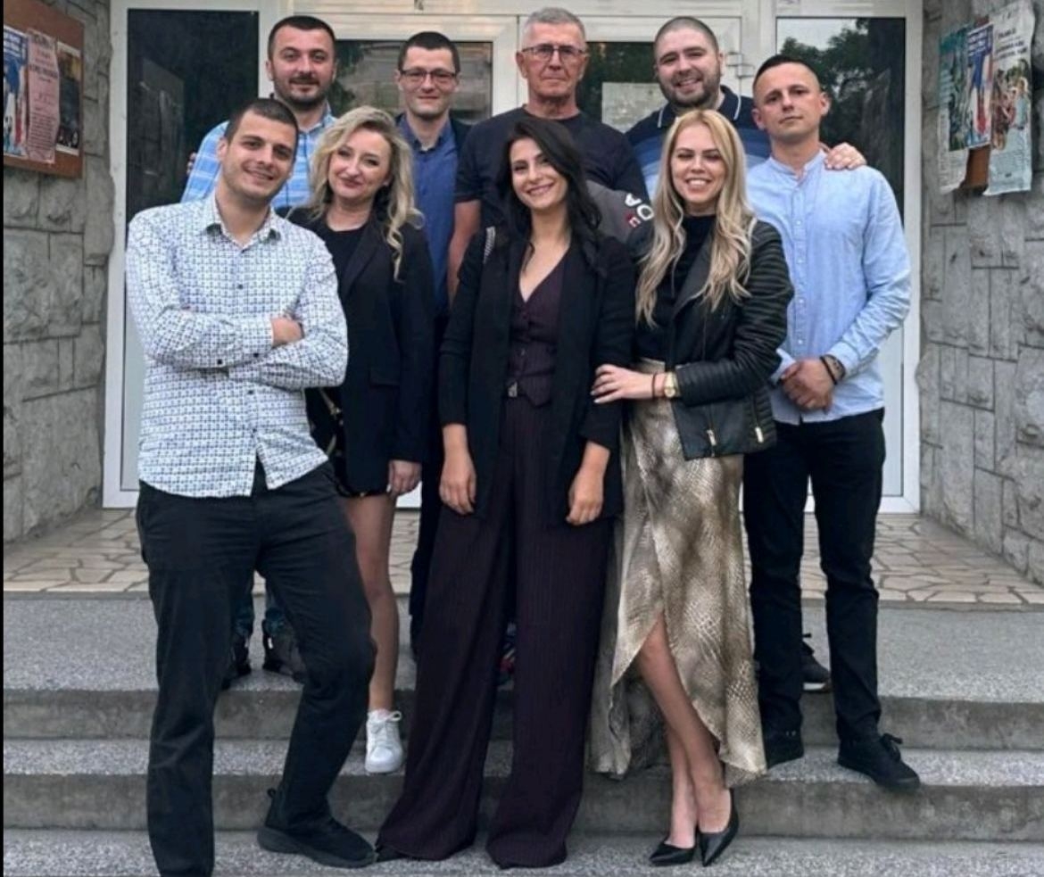 SUSRET GENERACIJE 2005./2009. GIMNAZIJE "JOVAN DUČIĆ" DOBOJ: Prošlo je petnaest godina od mature. (FOTO) (VIDEO)