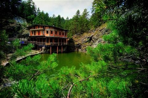 PETROVO: Plivanje za Časni krst na Orlovom jezeru