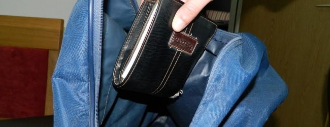 DOBOJ: Ukraden novčanik sa 900 KM