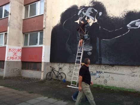 PRAVA UMETNIČKA DELA Doboj oslikan muralima Tesle, Đokovića, Andrića, Džeksona…
