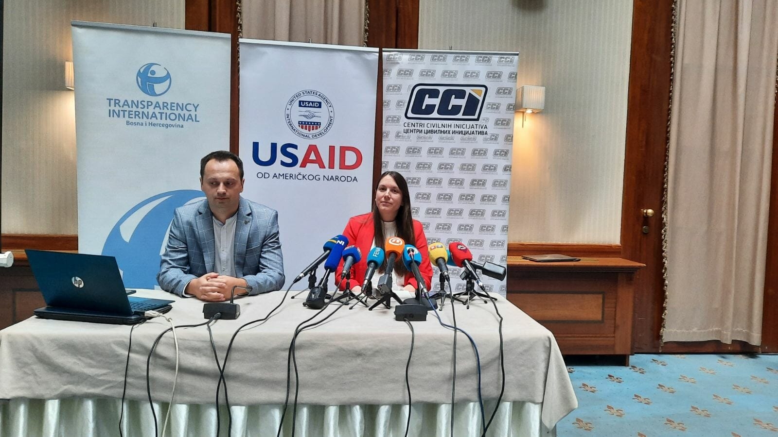 Zbog preuranjene izborne kampanje Transparency International podnio 22 prijave CIK-u