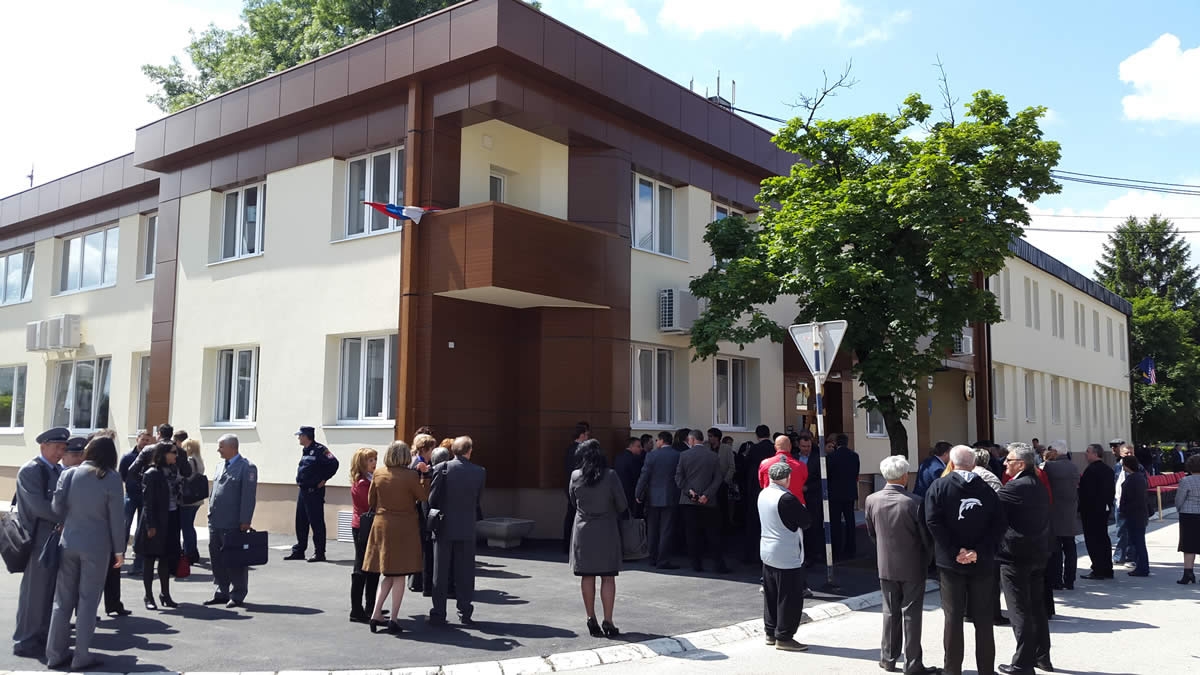 DOBOJ: Kafa u 5 - otvaranje Narodne biblioteke (VIDEO) (FOTO)