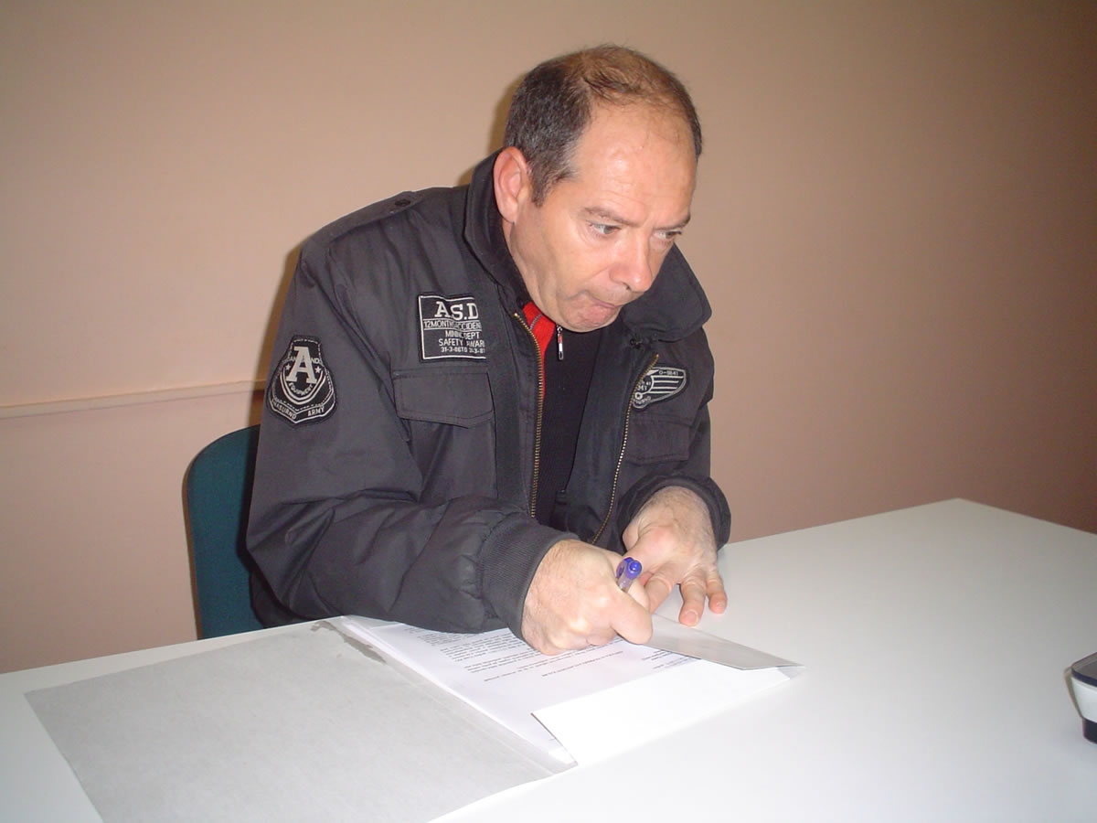 DOBOJLIJI DEJANU NASTIĆU I DALJE ONEMOGUĆAVAJU RAD Zavist oduzela dozvoju za rad