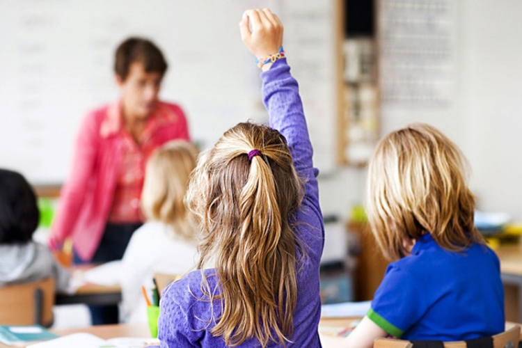 Ne zna se koliko djece ne ide u školu