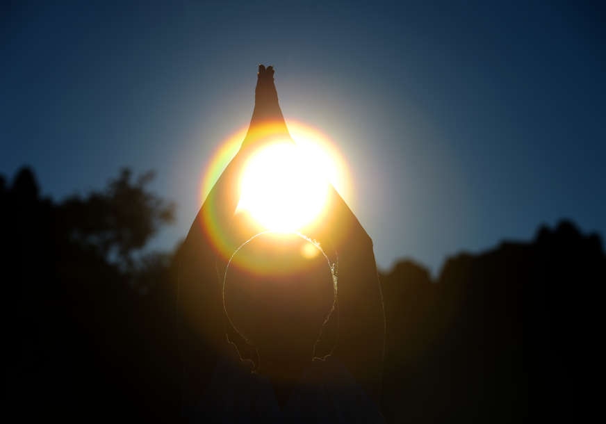 LJETO POČINJE U UTORAK Sunce prvog dana ljeta pravi svoj najveći dnevni luk iznad horizonta