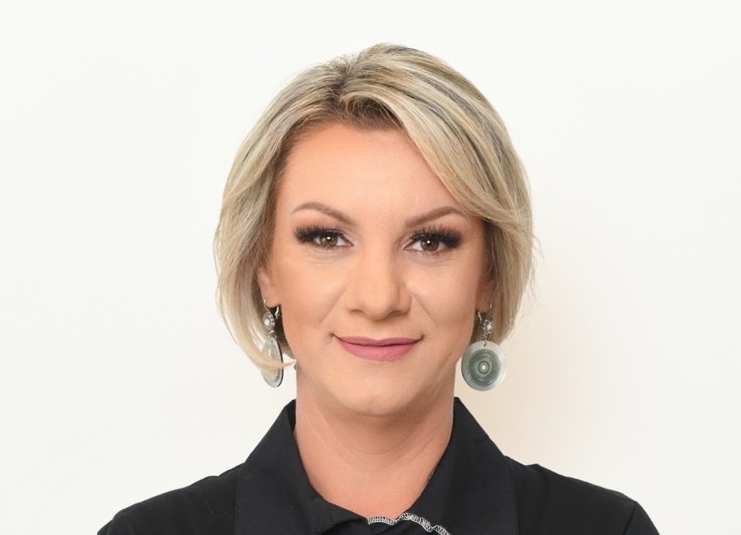 Isidora Vukmirović, kandidat SDS za Narodnog poslanika u NSRS: UNAPRIJEDITI KULTURNO- OBRAZOVNI SEGMENT GRADA DOBOJA I OMOGUĆITI BESPLATNO OBRAZOVANJE U JAVNIM ŠKOLSKIM USTANOVAMA