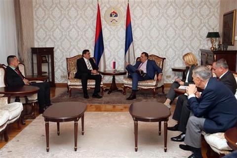 DOBOJ: Obren Petrović i zvanično u Klubu SNSD-a, dogovoren zajednički kandidat za gradonačelnika