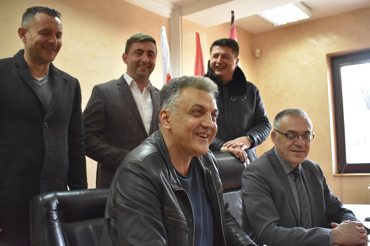 DOBOJ: Ugledni hirurg dr Brano Кatanić pristupio SDS-u