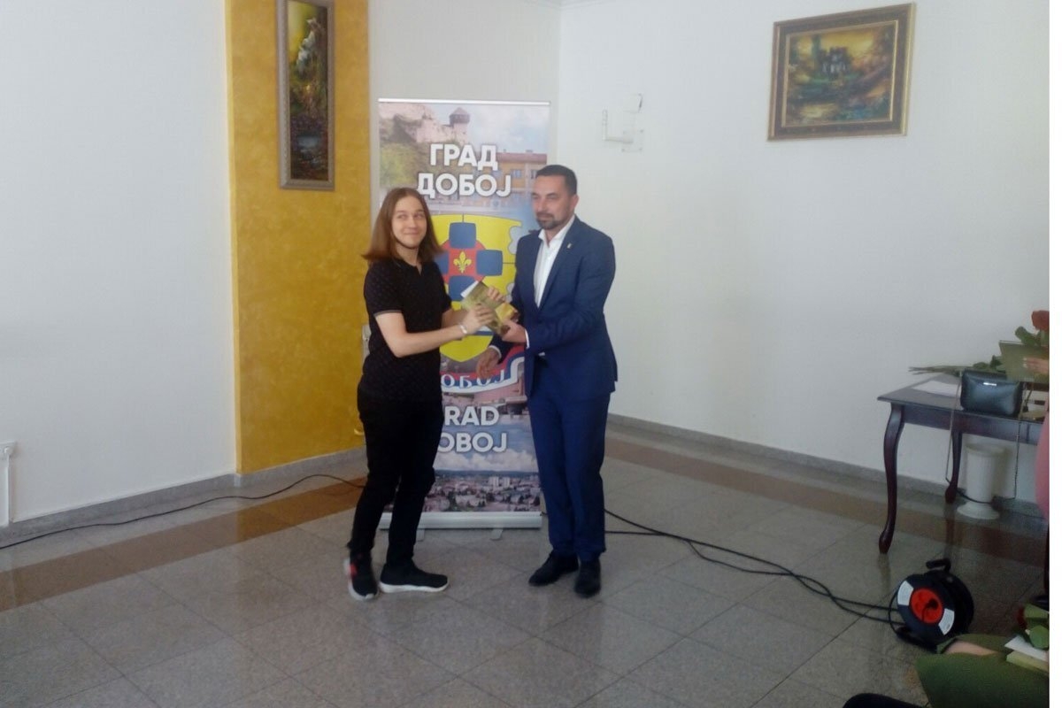 DOBOJ: Imena 48 vukovaca biće ispisana na bilbordima