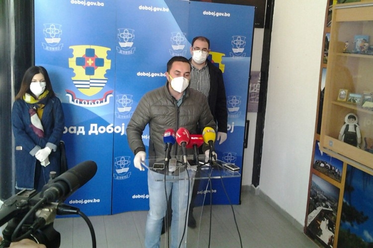 DOBOJ: Virusom korona zaraženo osam zdravstvenih radnika
