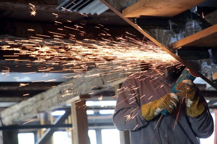 Javni sektor i odliv radnika povećali prosječne plate