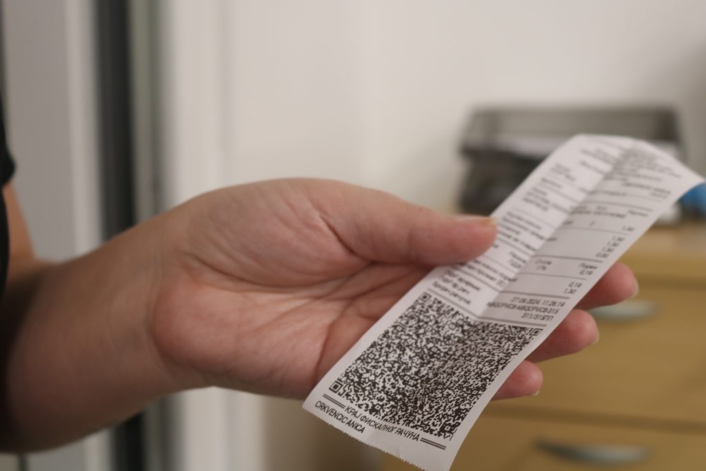 Srpska zbog „Siriusa“ probija rokove za fiskalizaciju